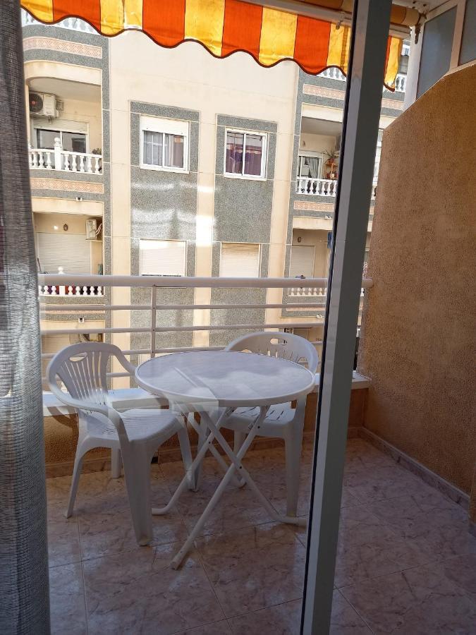 Julia'S Paradise Apartment Torrevieja Luaran gambar