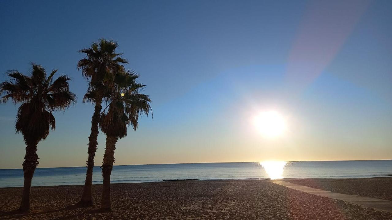 Julia'S Paradise Apartment Torrevieja Luaran gambar